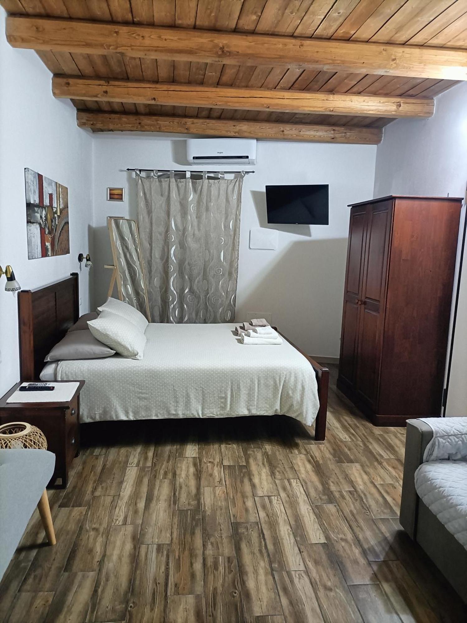 Bed And Breakfast Raggio Di Sole Iglesias Dış mekan fotoğraf