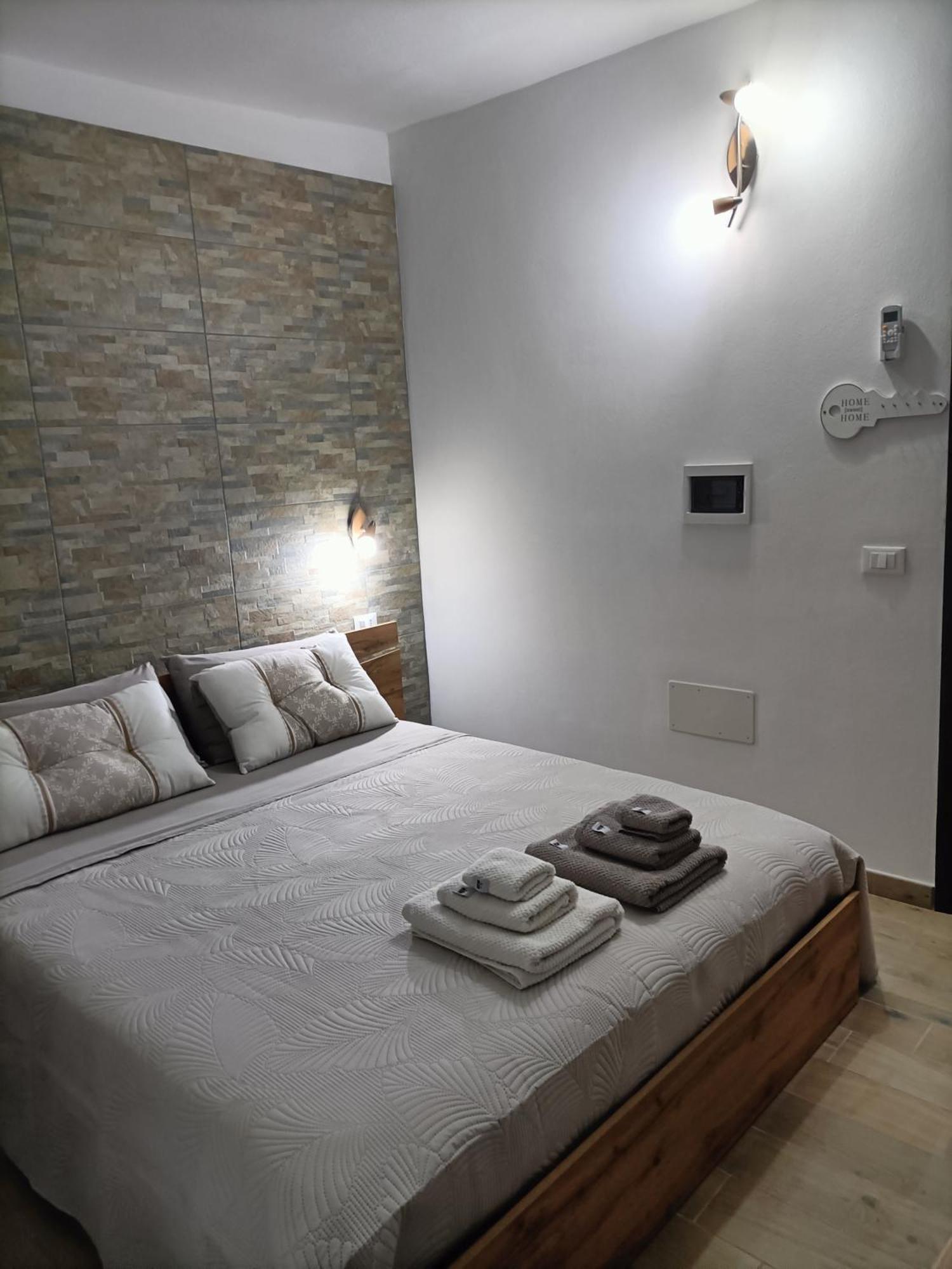 Bed And Breakfast Raggio Di Sole Iglesias Dış mekan fotoğraf