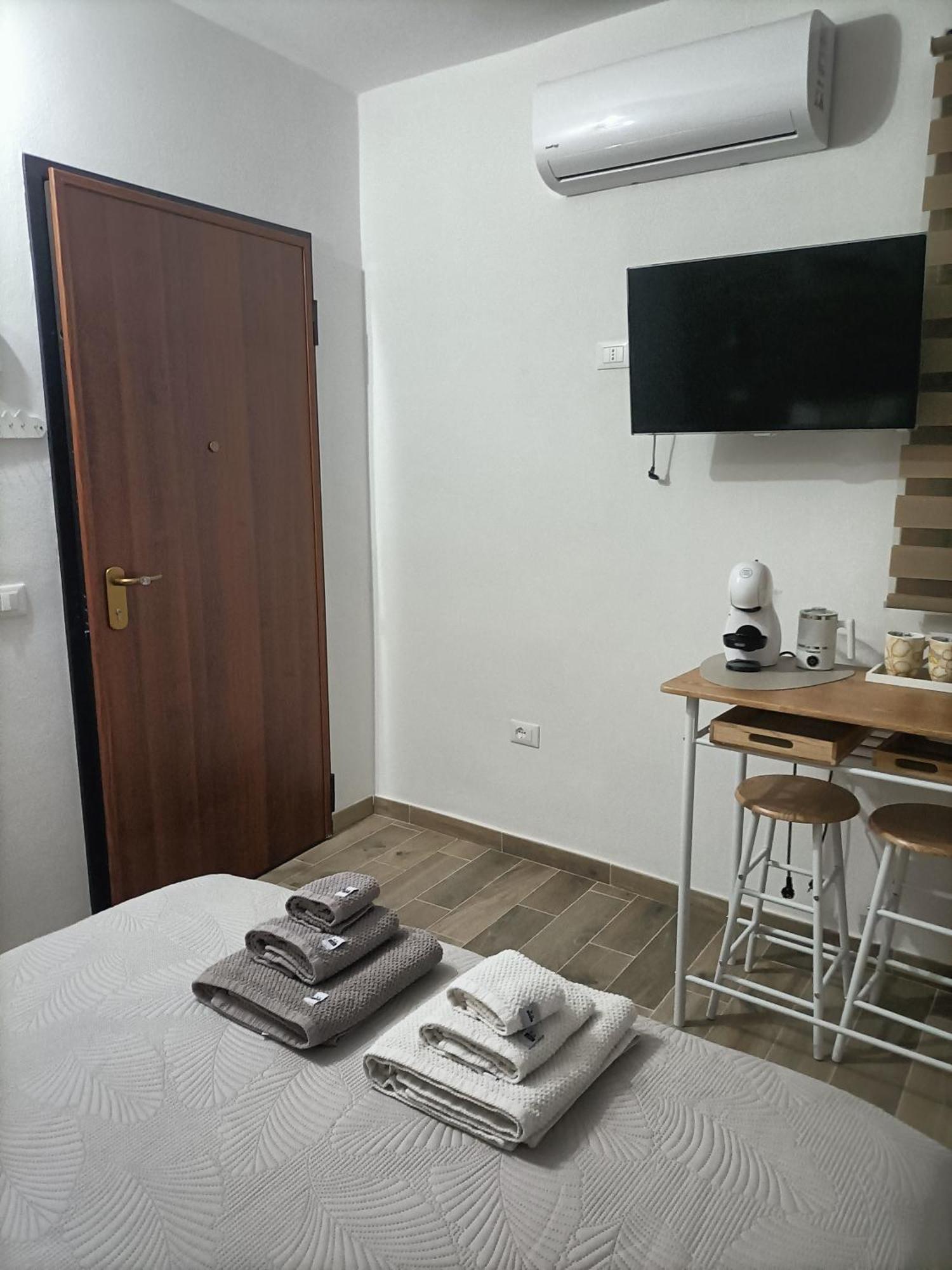 Bed And Breakfast Raggio Di Sole Iglesias Dış mekan fotoğraf